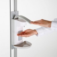 Напольная стойка для автоматического дозатора для дезинфекции рук